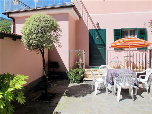 Holiday Home/Apartment - 5 persons -  - Stellanello - 17020