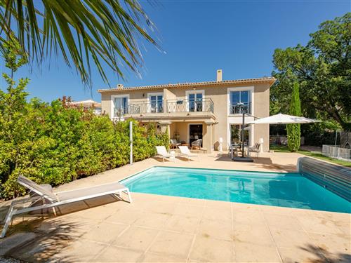 Holiday home - 6 persons -  - Les Issambres - 83380