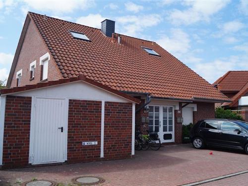 Holiday Home/Apartment - 3 persons -  - 26434 - Hooksiel