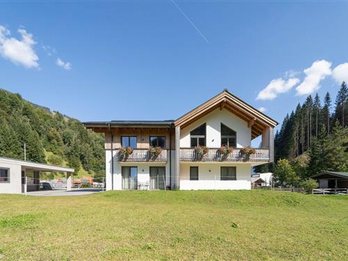 Holiday Home/Apartment - 8 persons -  - 5753 - Saalbach-Hinterglemm