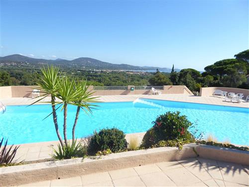 Holiday Home/Apartment - 4 persons -  - Terrasse, Toller Blick, 3 Pools - 83310 - Cogolin