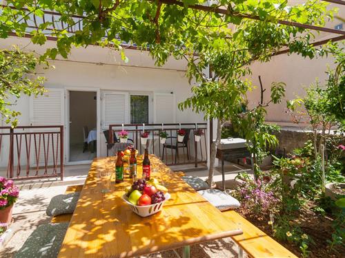 Holiday Home/Apartment - 8 persons -  - Ducki put - Omis-Dugi Rat - 21315 - Dugi Rat