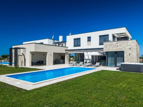 Holiday home - 10 persons -  - 52474 - Novigrad (Istra)