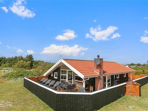 Holiday Home/Apartment - 6 persons -  - Midtvej - Bjerregård - 6960 - Hvide Sande