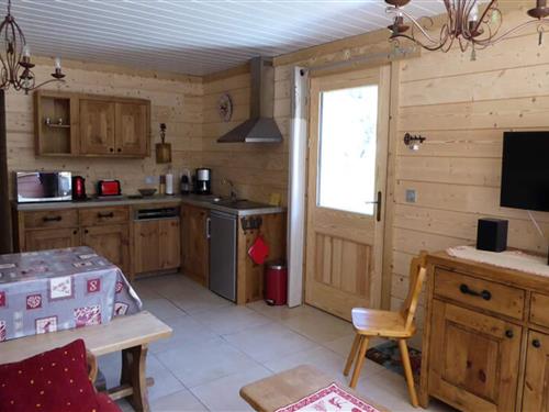 Holiday Home/Apartment - 4 persons -  - 73710 - Pralognan-La-Vanoise