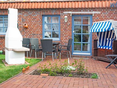 Holiday Home/Apartment - 2 persons -  - Fauermanns-Pad - 26757 - Borkum