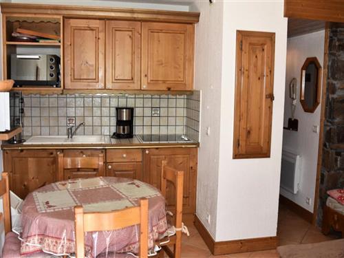 Holiday Home/Apartment - 4 persons -  - 73710 - Pralognan-La-Vanoise