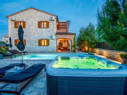 Holiday home - 8 persons -  - Bokordici - 52342