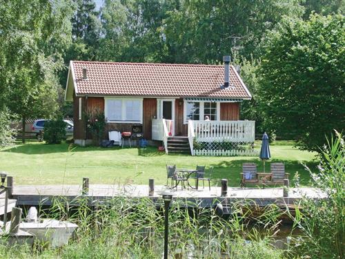 Holiday Home/Apartment - 4 persons -  - Moviken - 540 66 - Sjötorp