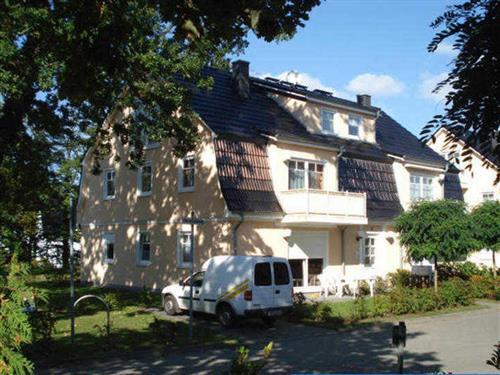 Ferienhaus - 3 Personen -  - Bernsteinweg - 18181 - Seeheilbad Graal-Müritz