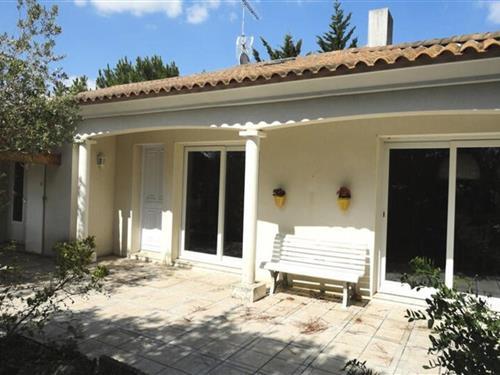 Holiday Home/Apartment - 9 persons -  - 85160 - Saint-Jean-De-Monts