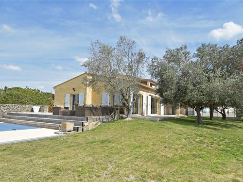 Villa - 6 persons -  - 30700 - Saint-Quentin-La-Poterie