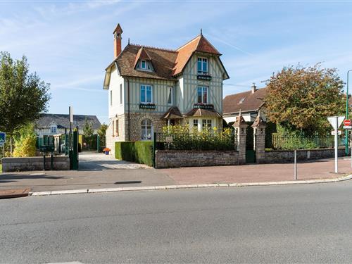 Semesterhus/Semesterlägenhet - 10 personer -  - 14400 - Bayeux