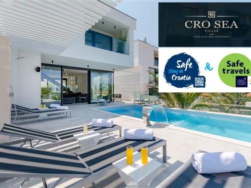 Holiday home - 8 persons -  - Put Bistrice - 21403 - Sutivan