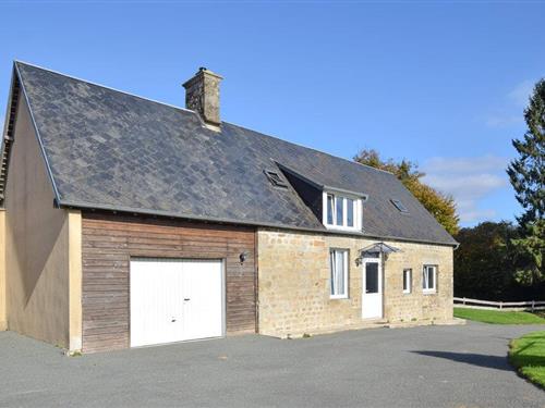 Holiday home - 6 persons -  - impasse de Rontaunay - Saint-Clement-Rancoudray - 50140 - Saint-Clement-Rancoudr