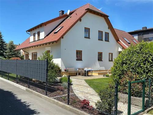 Holiday Home/Apartment - 5 persons -  - Keilbrunnen - 91361 - Pinzberg