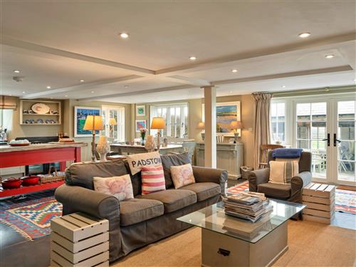 Holiday home - 10 persons -  - St Eval - PL27 7UG