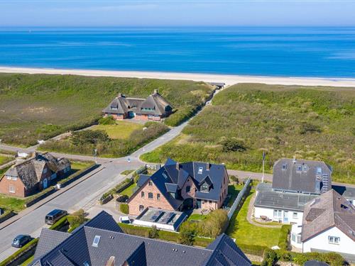 Holiday Home/Apartment - 4 persons -  - Nordhedig - 25980 - Sylt