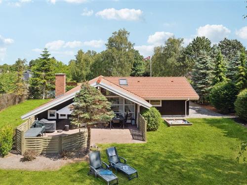 Sommerhus - 9 personer -  - Filosofstræde - Hummingen - 4983 - Dannemare