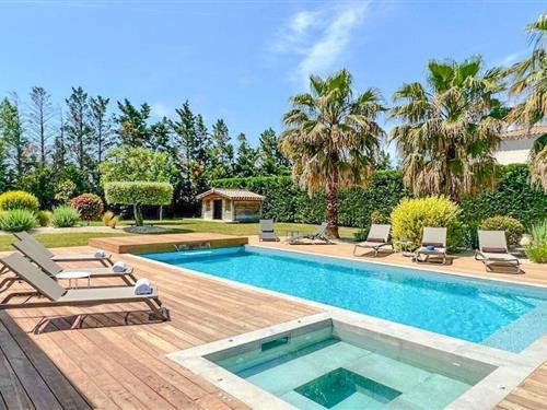 Sommerhus - 8 personer -  - Draille des Rosses - 13910 - Maillane