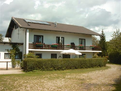 Holiday Home/Apartment - 2 persons -  - Chiemseestraße - 83257 - Gstadt Am Chiemsee