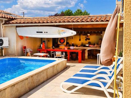 Holiday home - 8 persons -  - Lot la Treille - 04700 - Oraison