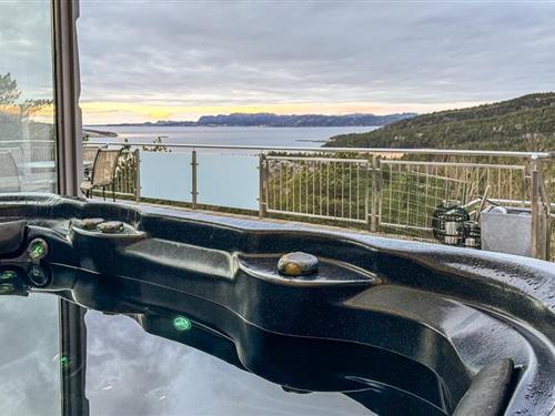 Feriehus - 6 personer -  - Skjærvikhaugan - Selnes/Fevåg - 7110 - Fevåg