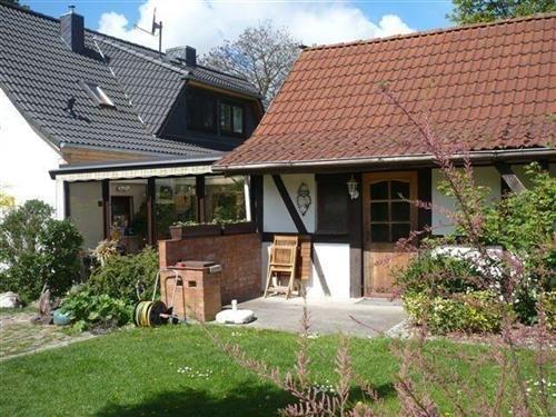 Holiday Home/Apartment - 2 persons -  - Wiesenstraße - 17498 - Grubenhagen