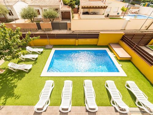 Villa - 8 persons -  - 17130 - L'escala