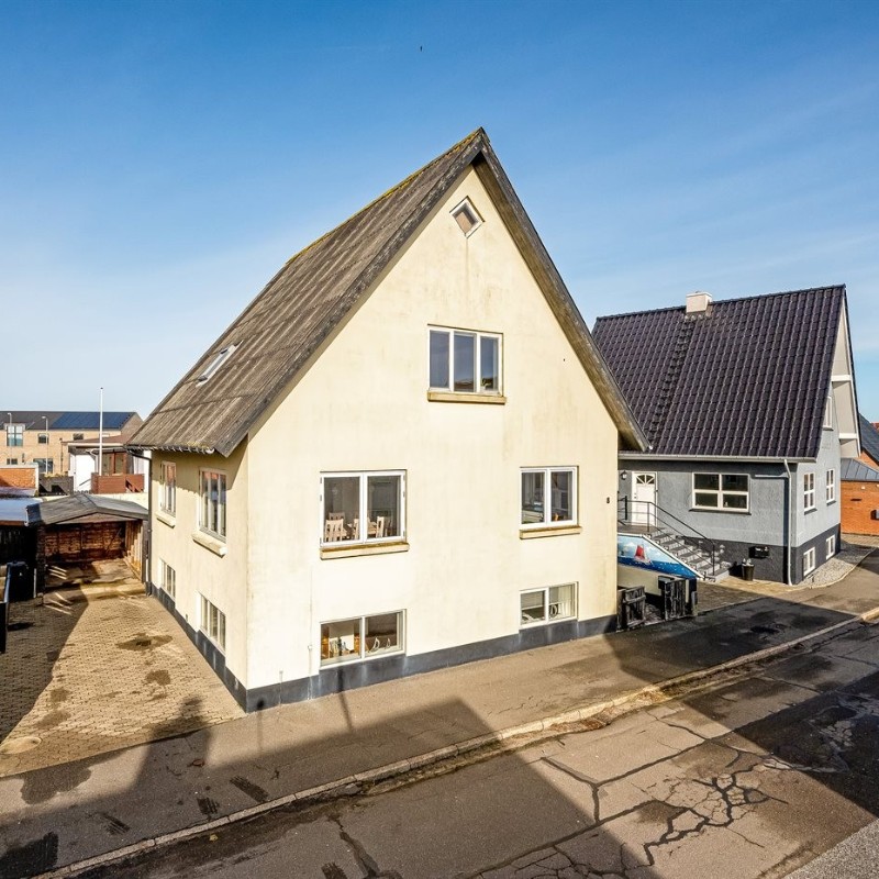 Sommerhus - 10 personer -  - Ternevej - 7680 - Thyborøn