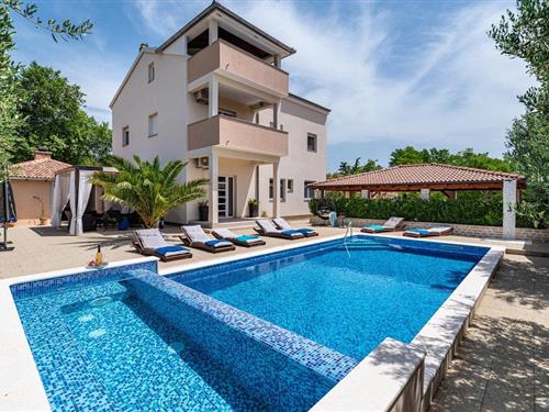 Holiday home - 10 persons -  - Radasinovci - Biograd-Radasinovci - 23422 - Radasinovci