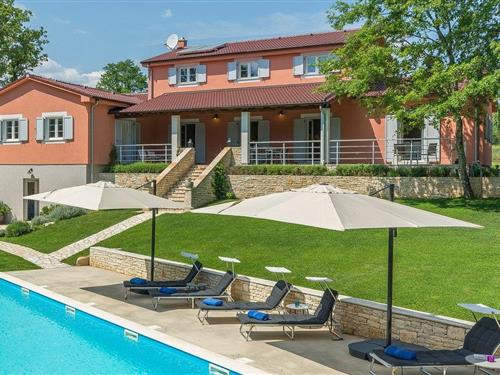 Sommerhus - 10 personer -  - Modrusani - 52341 - Modrusani