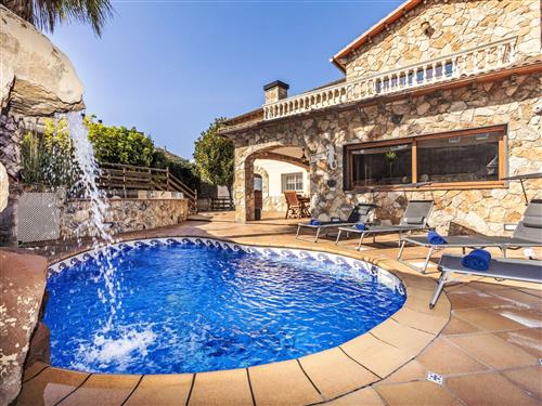 Sommerhus - 8 personer -  - Blanes - 17300