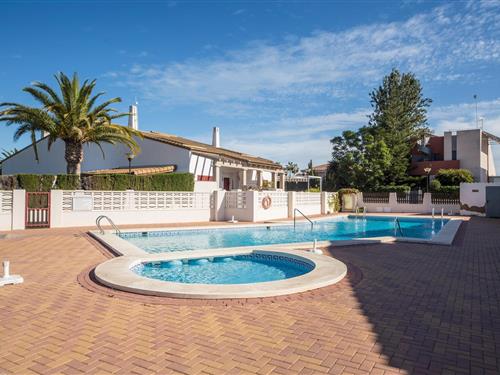 Holiday home - 6 persons -  - Carrer Merla - Canet De Berenguer - 46529 - Sagunto