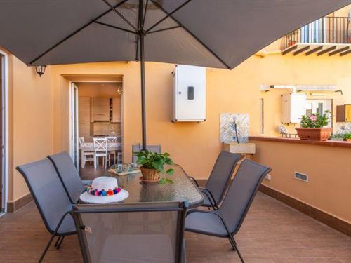 Sommerhus - 4 personer -  - 90133 - Palermo