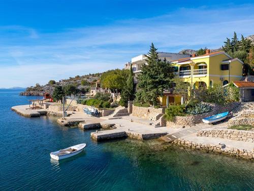 Ferielejlighed - 4 personer -  - Lukovo Sugarje - 53288 - Lukovo Sugarje