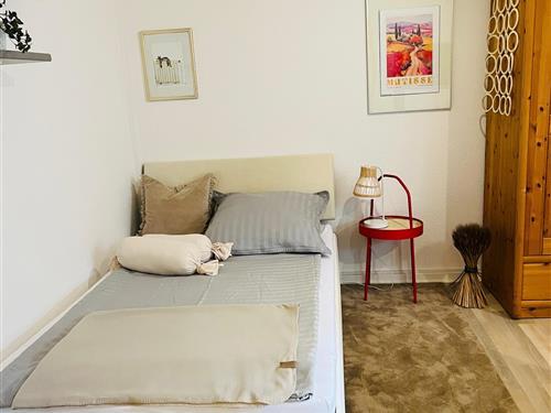 Holiday apartment - 1 person -  - Am Gaswerk - 55237 - Flonheim