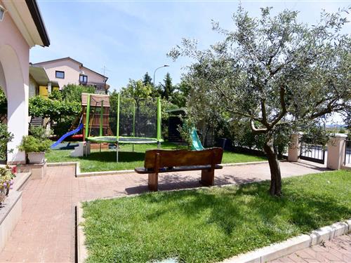 Holiday Home/Apartment - 6 persons -  - 52470 - Umag