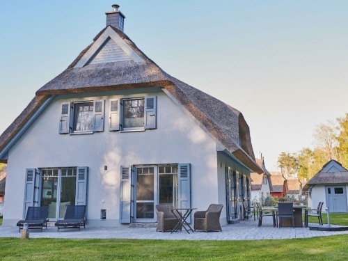 Sommerhus - 8 personer -  - 18551 - Glowe