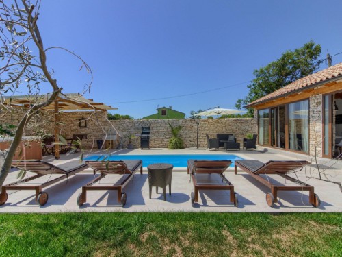 Holiday home - 4 persons -  - 52100 - Pula/Banjole