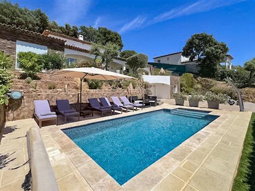 Holiday home - 7 persons -  - Allée des Passereaux - 83250 - La Londe Les Maures