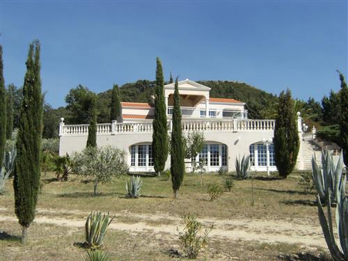 Holiday apartment - 4 persons -  - La Cadière D'azur - 83740