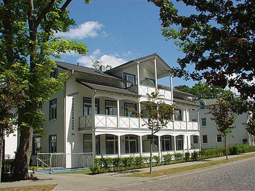 Holiday Home/Apartment - 3 persons -  - Dünenstrasse - 18609 - Binz