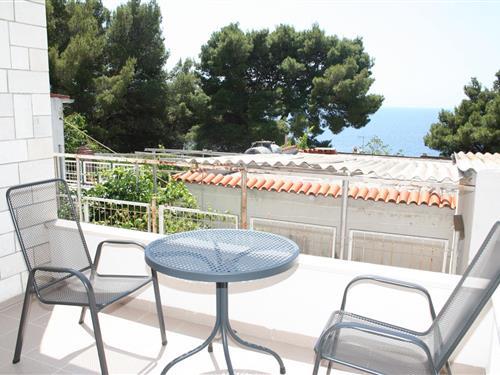 Holiday Home/Apartment - 4 persons -  - Bilo - 22202 - Bilo