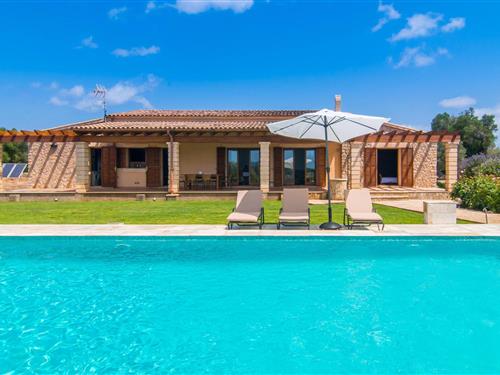 Holiday home - 6 persons -  - Lloc Poligon - Casa Manolo, Arta - 07570 - Arta