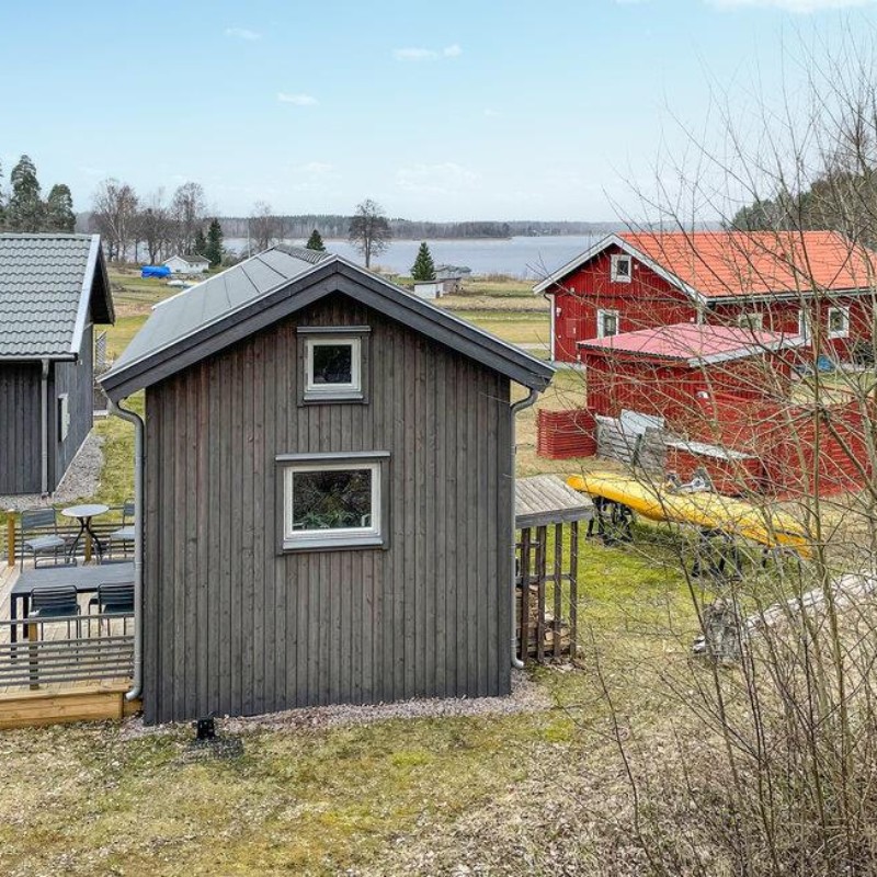 Sommerhus - 5 personer -  - Opphammar Attefall - Sjönära Väringen - 705 97 - Glanshammar