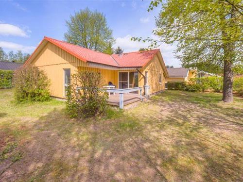 Sommerhus - 4 personer -  - Walter-Gotsmann-Straße - 17252 - Mirow