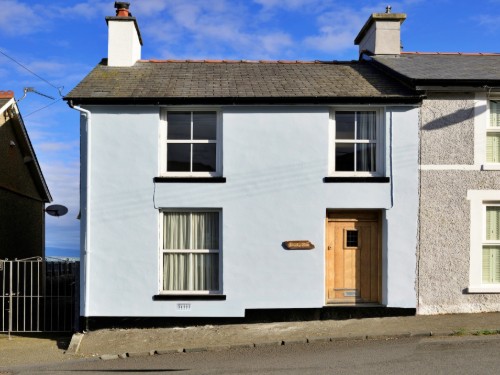 Holiday home - 6 persons -  - LL52 0DP - Criccieth
