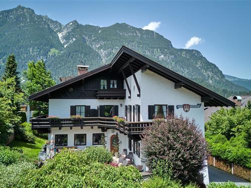 Holiday home - 12 persons -  - Klarweinstraße - 82467 - Garmisch-Partenkirchen
