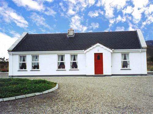 Holiday Home/Apartment - 6 persons -  - Achill Island - 00000